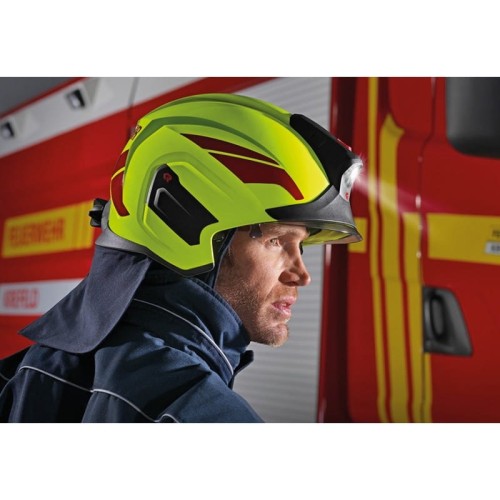 helm-heros-titan.jpg